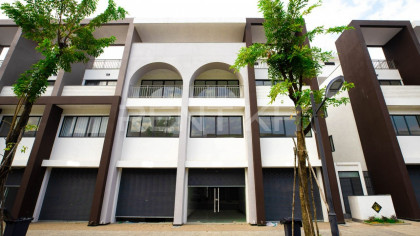 Shop House for Rent in Borey Phnom Penh Park St.6A Flat in Phnom Penh Capital