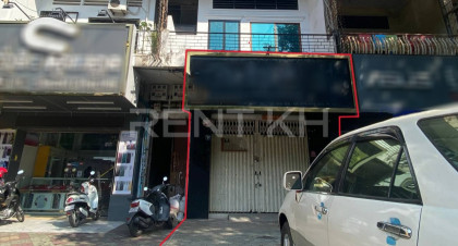 Shop House for Rent at Phsar Depou Ti Muoy, Tuol Kork Flat in Phnom Penh Capital