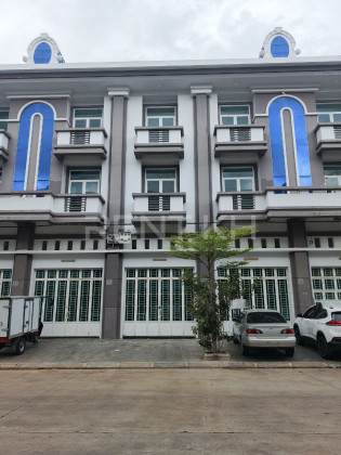 Flat for Rent in Borey Roung Rueng, Near Road OCIC Flat in Phnom Penh Capital