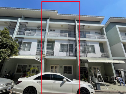 Link House for rent at Borey Peng Huoth The Star Premier Flat in Phnom Penh Capital