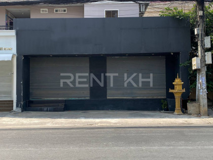 Shop for Rent at Boeng Kak Ti Pir, Tuol Kork Flat in Phnom Penh Capital