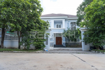 Single Villa for rent at Angkor Phnom Penh Villa in Phnom Penh Capital