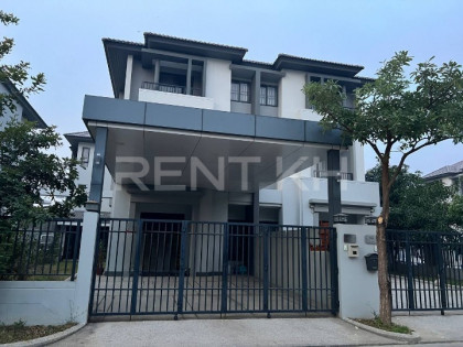 Twins Villa for Rent in Borey Chip Mong Villa in Phnom Penh Capital