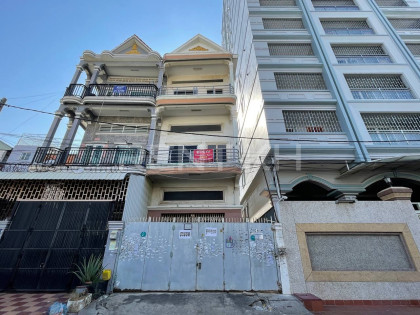 Shop House for Rent near Vanda Institute Flat in Phnom Penh Capital