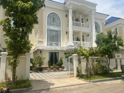 Twin Villa At Borey Blue Diamond 6A Villa in Phnom Penh Capital