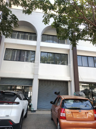 Shop House  for Rent in Borey Phnom Penh Park St.6A Flat in Phnom Penh Capital