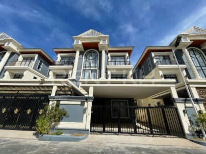 Twin Villa for Rent at Amory Sen Sok Villa in Phnom Penh Capital