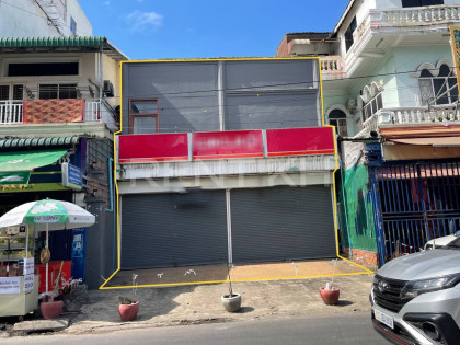 Shop House for Rent Near Phsar Phsar Doeum Thkov High School Flat in Phnom Penh Capital