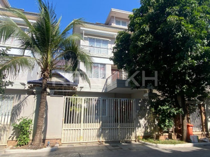 Twin Villa  at Borey Peng Huot Boeung Snor Villa in Phnom Penh Capital