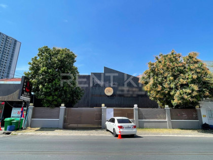 Villa for Rent at Khan Toul Kork Villa in Phnom Penh Capital