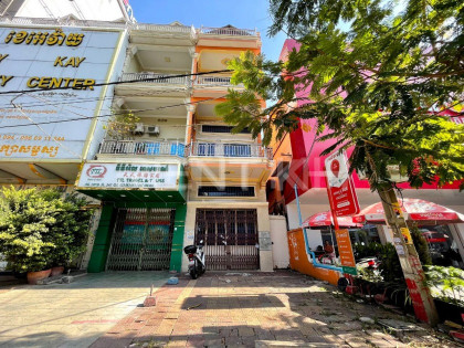 Shop House for Rent near Vanda Institute Flat in Phnom Penh Capital