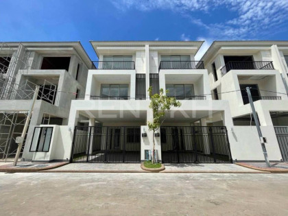 Twin Villa for rent at Borey Peng Huoth The Star Mera Garden Villa in Phnom Penh Capital