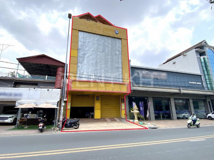 Shop for Rent at Tuek L'ak Ti Pir,Tuol Kork Flat in Phnom Penh Capital