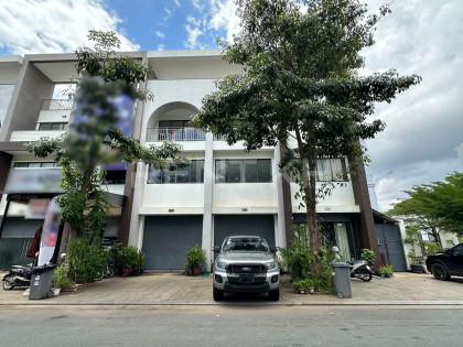 Shophouse for rent at borey pnhom penh park Flat in Phnom Penh Capital