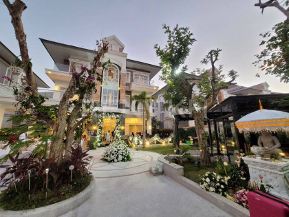 Queen Villa for Rent at Peng Borey Peng Huoth The Star Diamond Villa in Phnom Penh Capital