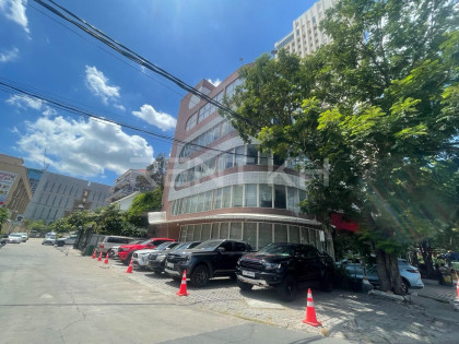 Corner Shop House for Rent​​​​ at Sangkat Mittapheap Building in Phnom Penh Capital