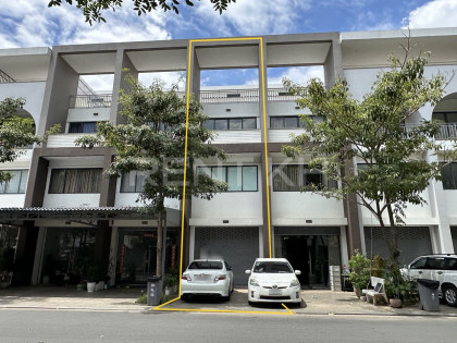 Shophouse for rent at borey pnhom penh park Flat in Phnom Penh Capital