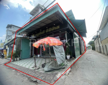 Shop House for Rent at Sangkat Tuek Thla Flat in Phnom Penh Capital