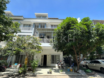 Link House for Rent at Borey Peng Houth The Star Premier 598 Villa in Phnom Penh Capital