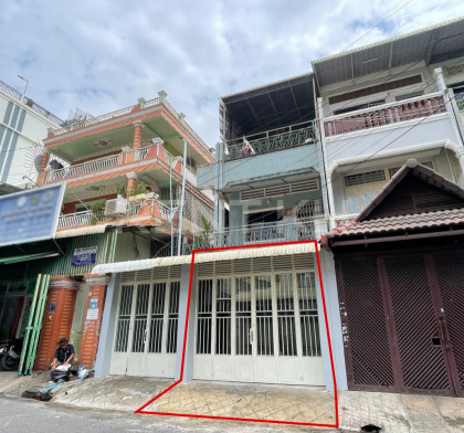 House for Rent at Sangkat BKK3 Flat in Phnom Penh Capital