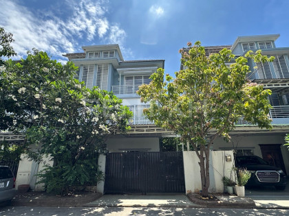 Twin Villa for rent at Borey Peng Houth 598 Villa in Phnom Penh Capital
