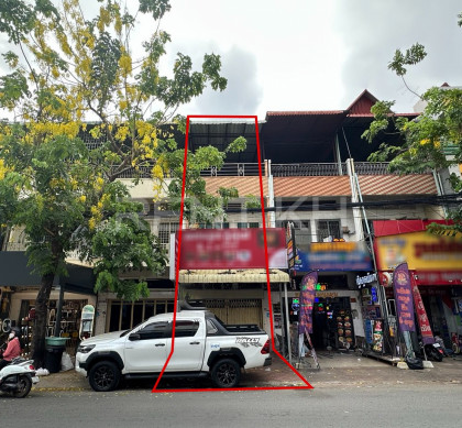 Shop House for Rent at Sangkat Bkk3 Flat in Phnom Penh Capital
