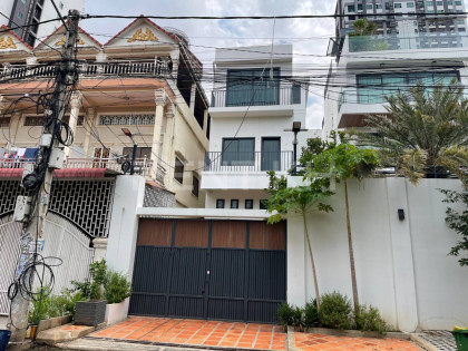 House for Rent at Khan Toul Kork Flat in Phnom Penh Capital