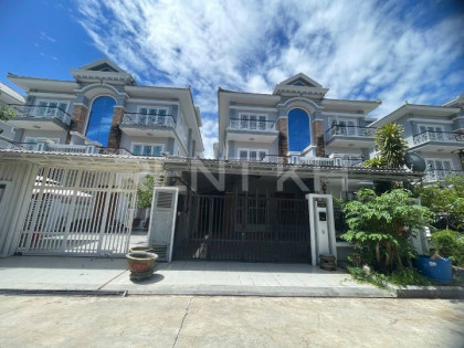 Twin villa for Rent at Borey Vimain Phom Penh Villa in Phnom Penh Capital