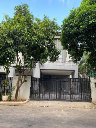 Single Villa at Borey Chip Mong 598 Villa in Phnom Penh Capital