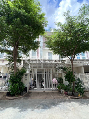 Twin Villa for Rent in Borey Chip Mong Sen Sok Villa in Phnom Penh Capital
