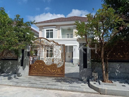 Villa at Borey Angkor Phnom Penh Khan Sen Sok Villa in Phnom Penh Capital