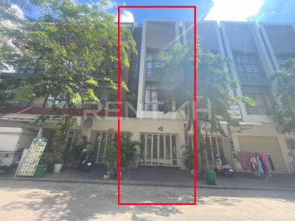 Shop House for rent at Borey Peng Huoth Boeng Snor Flat in Phnom Penh Capital