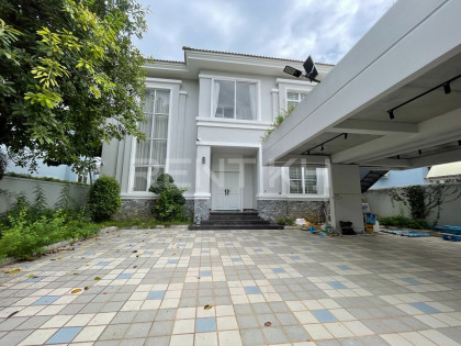 Villa for Rent at Borey Angkor Phnom Penh Khan Sen Sok Villa in Phnom Penh Capital