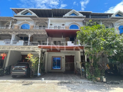 Link House at Borey Vimain Phom Penh 598 Villa in Phnom Penh Capital