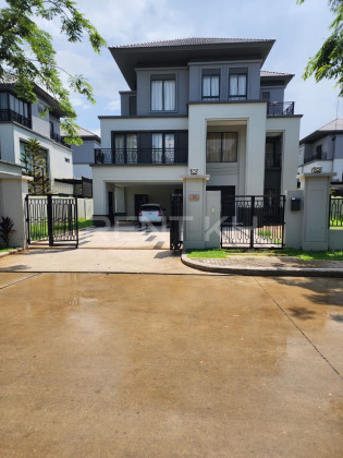 Villa for Rent at Borey Chip Mong Grand Phnom Penh Villa in Phnom Penh Capital