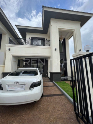 Twin Villa for rent at Borey​​ Amory 6A Chrouy Changva Villa in Phnom Penh Capital