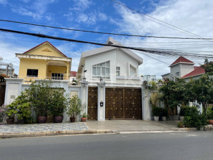 Villa for Rent in Khan Toul Kork Villa in Phnom Penh Capital