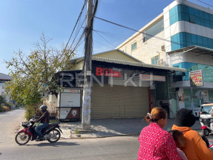Shop for Rent Near Chhouk Meas Market Warehouse in Phnom Penh Capital