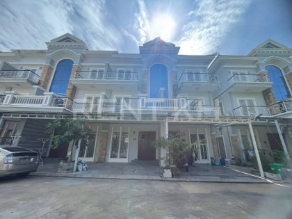 Link Villa at Borey Vimean Phnom Penh 598 Villa in Phnom Penh Capital