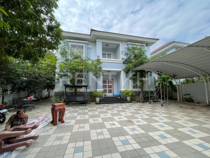 Single Villa for Rent at Borey Angkor Phnom Penh, Khan Sen Sok Villa in Phnom Penh Capital