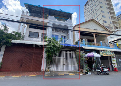 Shop House for Rent at Tuek L'ak Ti Pir, Tuol Kork Flat in Phnom Penh Capital