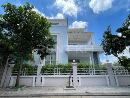 Single Villa for Rent at Borey Angkor Phnom Penh, Khan Sen Sok Villa in Phnom Penh Capital
