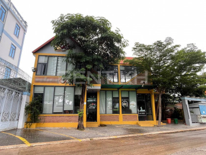 Shop House for Rent  at Toul Songke Flat in Phnom Penh Capital