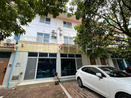 Flat House at Borey​ Kamko City Villa in Phnom Penh Capital