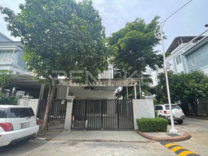 Twin Villa  at Borey Peng Huoth The Star Eternal Villa in Phnom Penh Capital