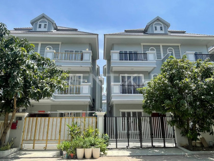 Twin Villa for Rent at Borey Phnom Penh Thmey (Diamond Park) Villa in Phnom Penh Capital