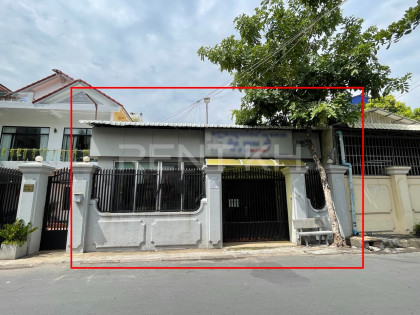 Shop House for Rent at Tuek L'ak Ti Bei, Tuol Kork Flat in Phnom Penh Capital