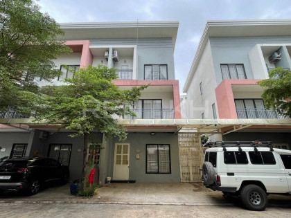 Flat for Rent at Borey Aarata Sen Sok Flat in Phnom Penh Capital