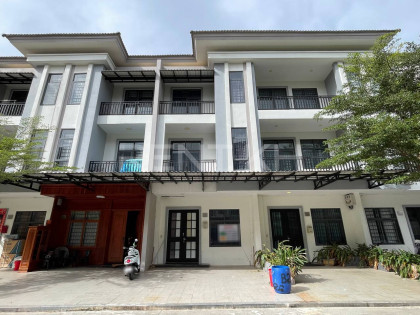 Twin Vila for Rent at Borey Rith Villa in Phnom Penh Capital