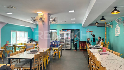 ផ្ទះអាជីរកម្មសម្រាប់ជួលនៅជិតរង្វង់មូលទួលគោក Flat in Phnom Penh Capital